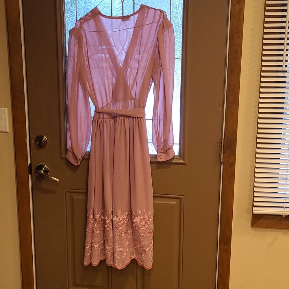 Dress - Picture 2 of 2